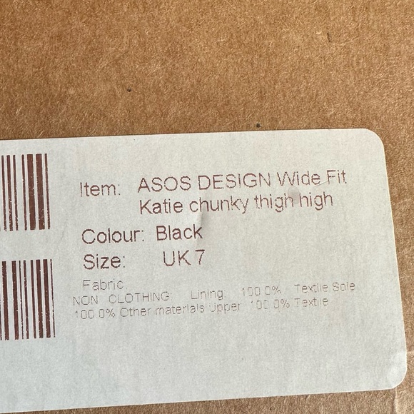 ASOS DESIGN Wide Fit Katie chunky thigh high boots in black - Picture 3 of 8